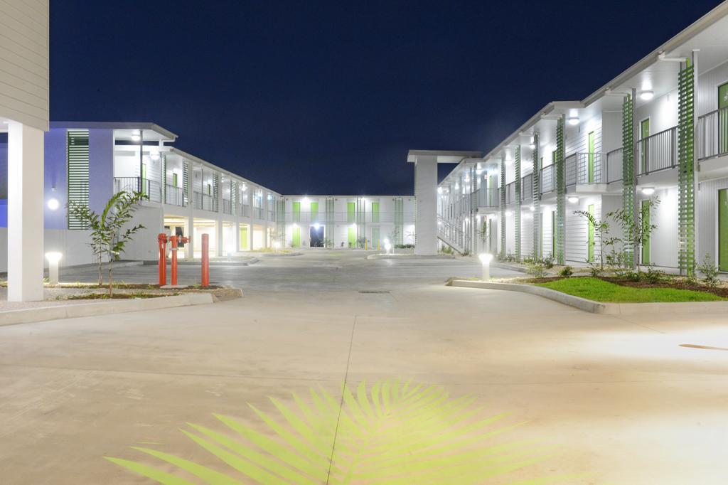 Mackay Oceanside Central Hotel Official Dış mekan fotoğraf