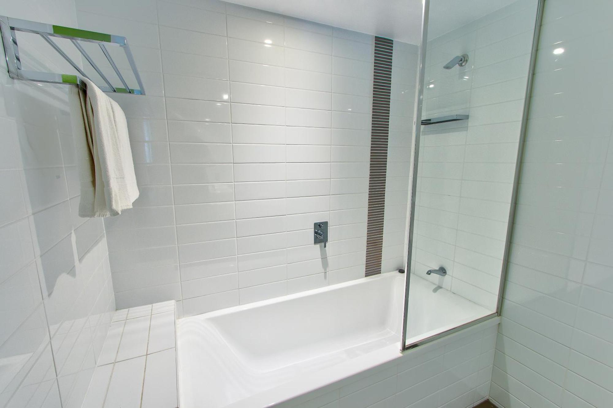 Mackay Oceanside Central Hotel Official Dış mekan fotoğraf