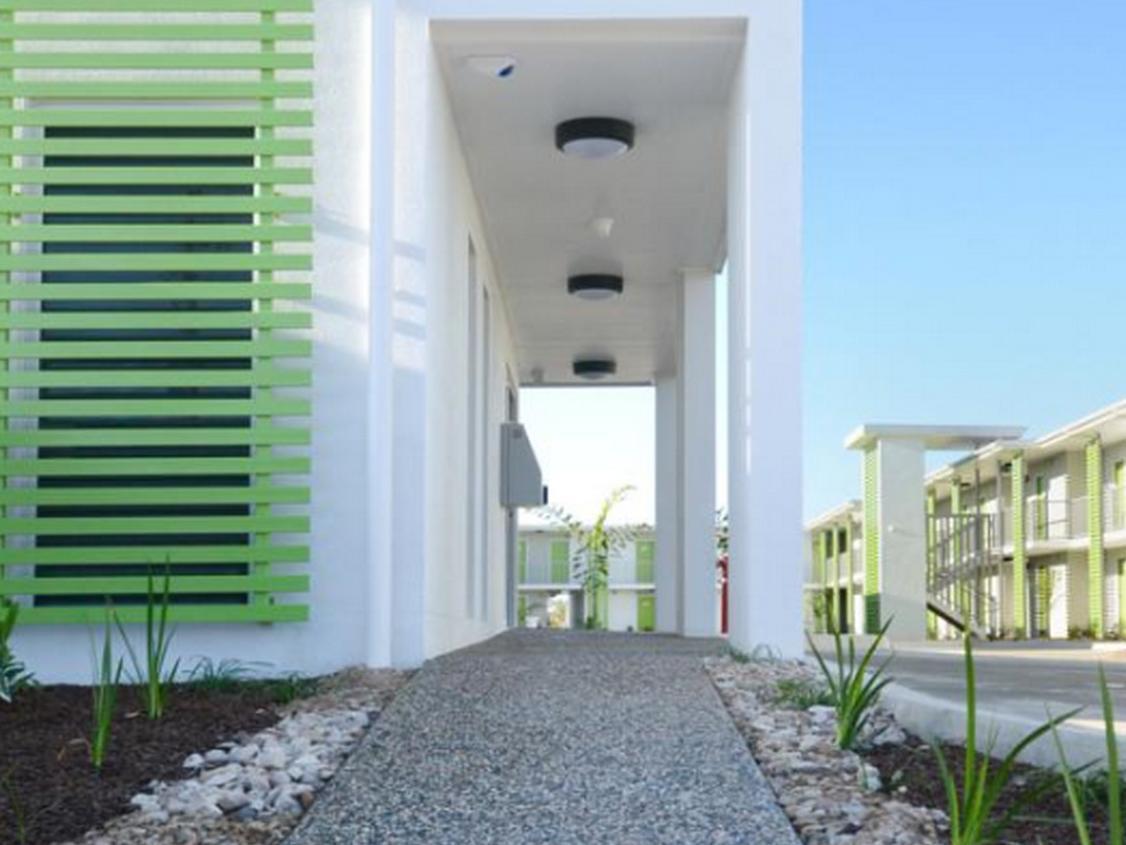 Mackay Oceanside Central Hotel Official Dış mekan fotoğraf