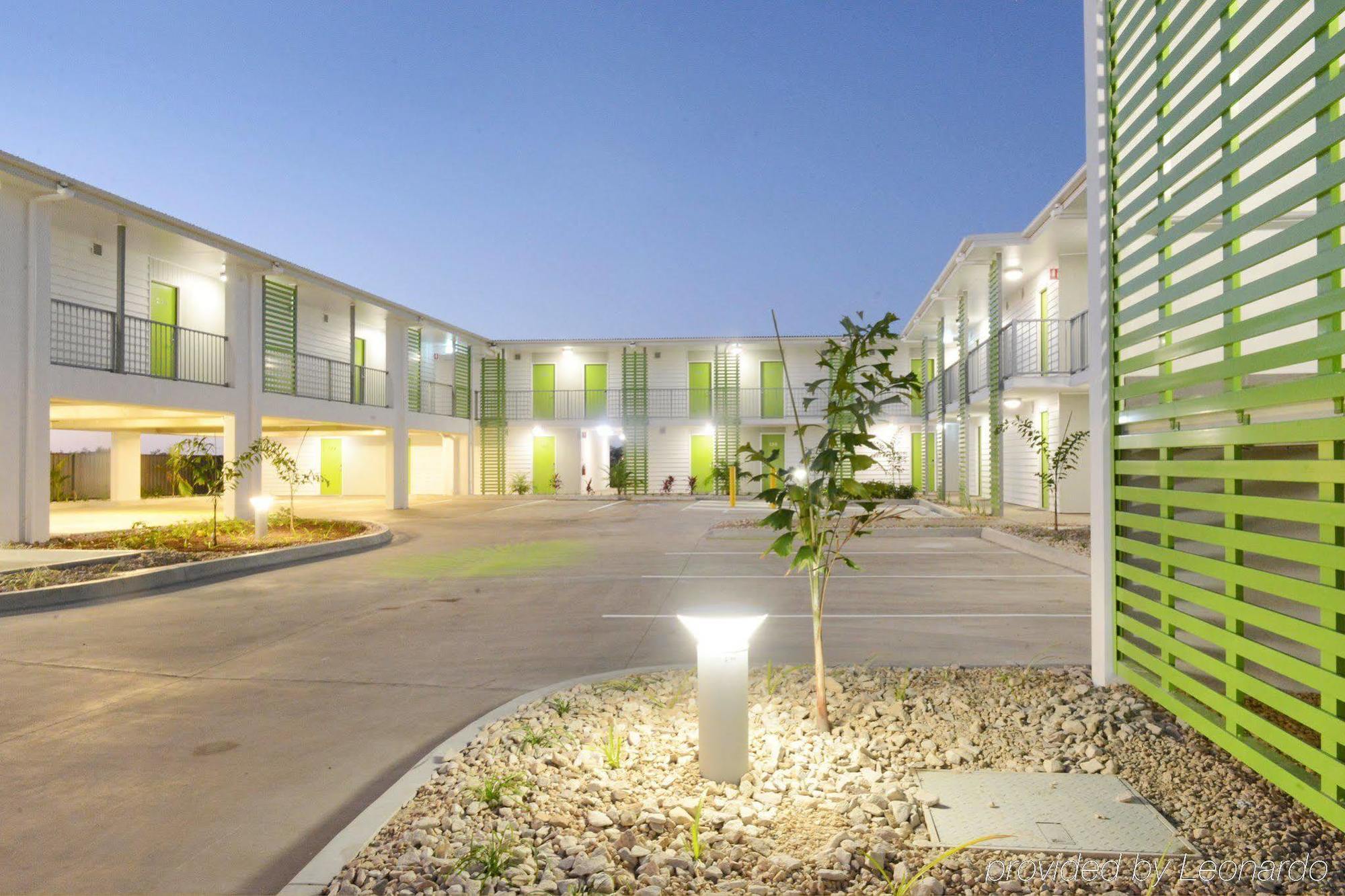 Mackay Oceanside Central Hotel Official Dış mekan fotoğraf